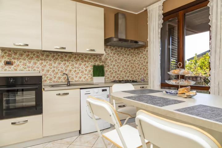 Casa Vacanza Villa Romano Nicolosi Exterior photo